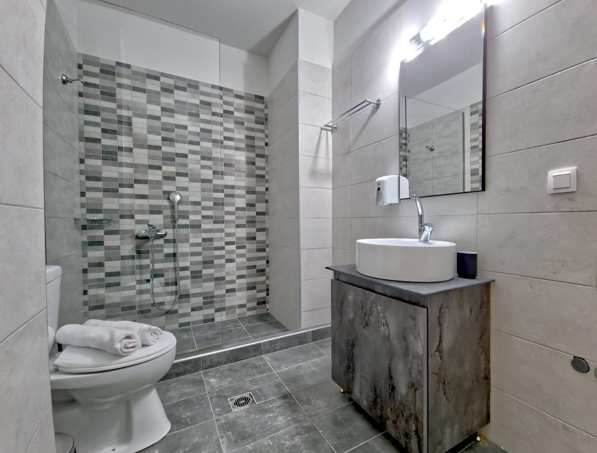 Epipleon Luxury Suites - 107 - Διαμέρισμα 85Τμ - Θέα Στη Θάλασσα Nafpaktos Exteriör bild